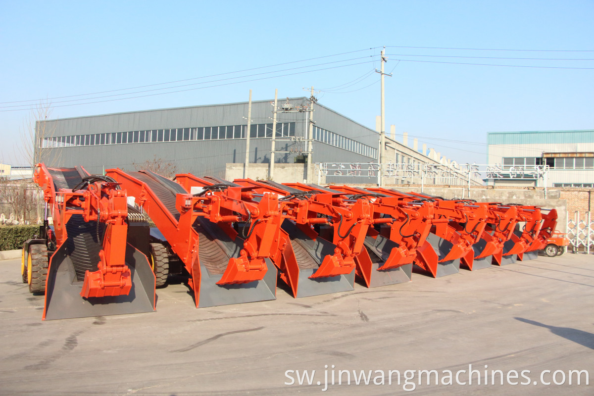 Small skid steer loader